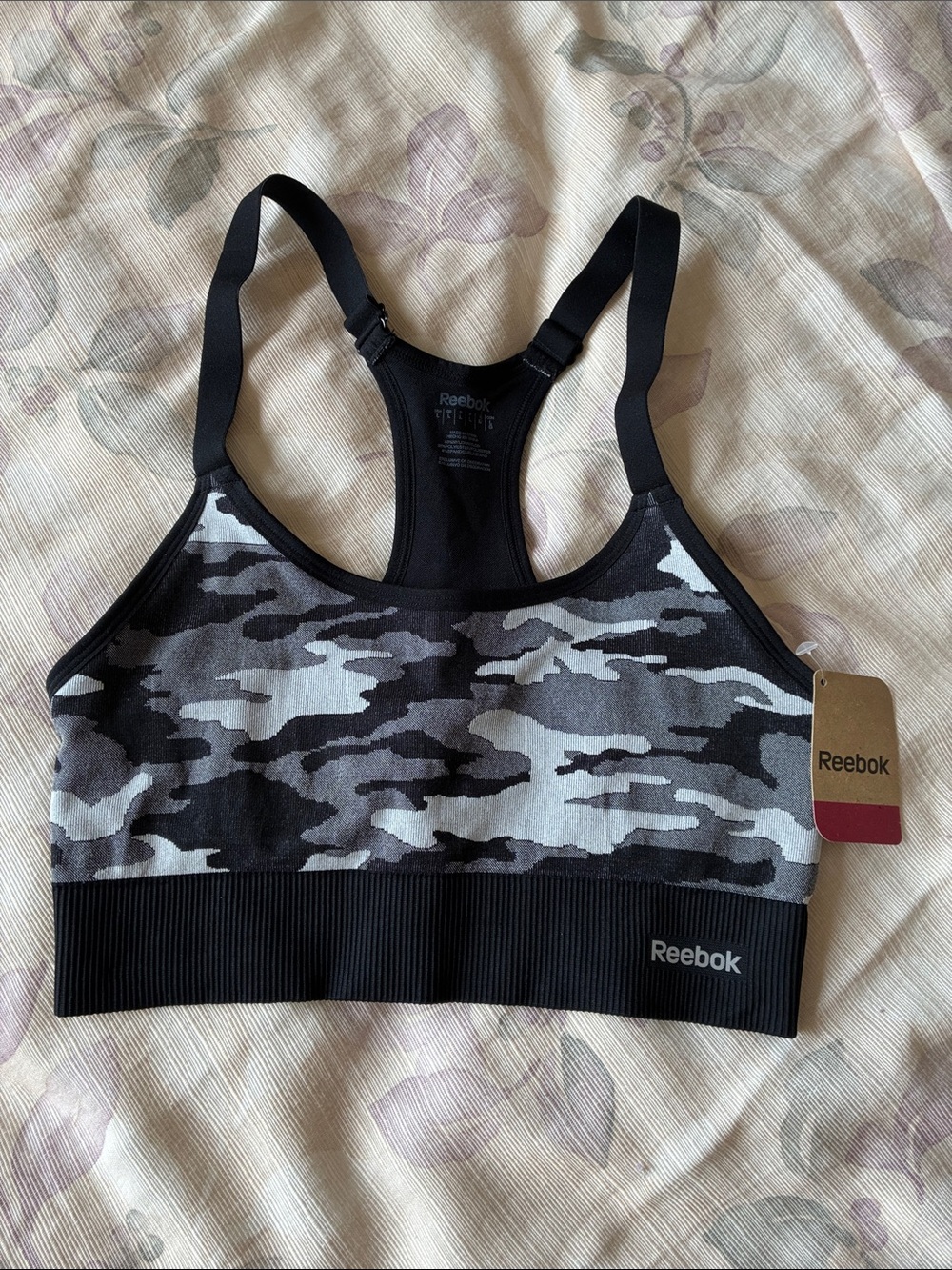 Reebok Women's Black & Gray Camouflage Racerback Sports Bra size large nwt